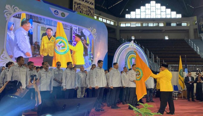 Nahkoda Baru IKA Unmul Siap Bawa Gagasan Baru, Pengurus IKA Unmul Resmi Dilantik