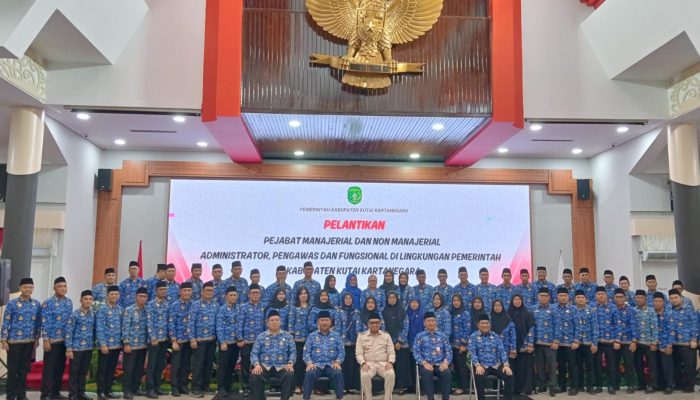Bupati Kukar Lantik Puluhan Pejabat Administrator, Pengawas dan Fungsional